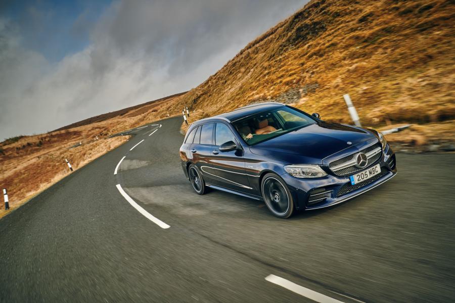  Mercedes-AMG C43 4Matic Estate (S205) 2018 года  (UK) (фото 2 из 40)